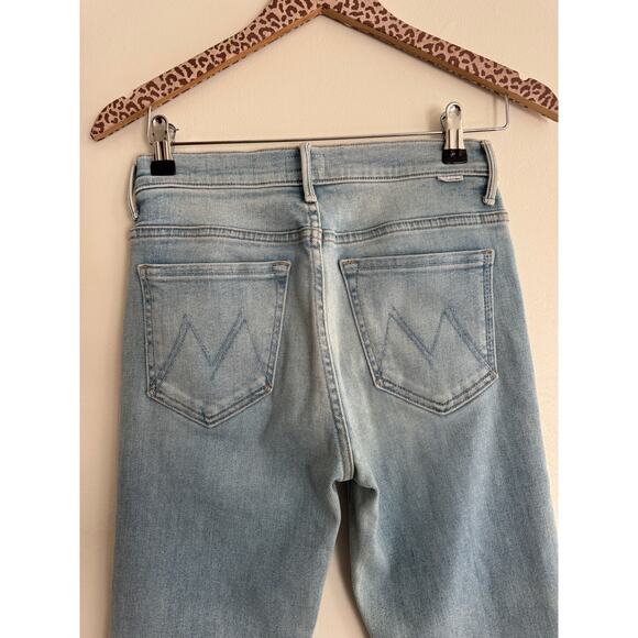 MOTHER The Weekender Fray Jeans in Swimming Pool Sunday Size 26 - Picture 8 of 11